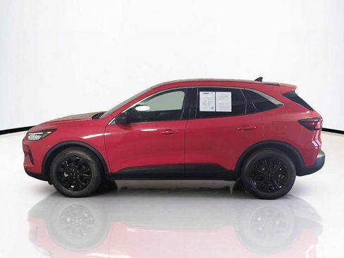 Used 2024 Ford Escape Active FWD image 8