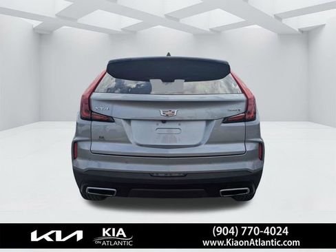 Used 2025 Cadillac XT4 Premium Luxury image 4