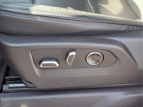 Used 2024 GMC Sierra 2500 Denali w/ Denali Reserve Package image 19