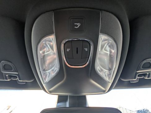 New 2026 Jeep Compass Latitude image 30