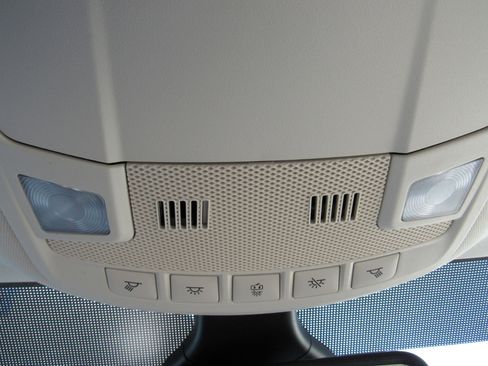 Used 2024 Ford Edge Titanium w/ Titanium Elite Package image 24