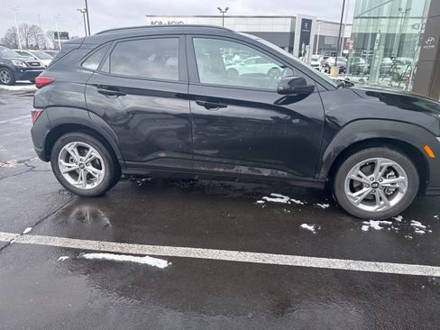 Used 2023 Hyundai Kona SEL image 3
