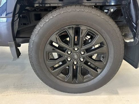 Used 2025 Ford F150 Lariat AWD/4WD image 36