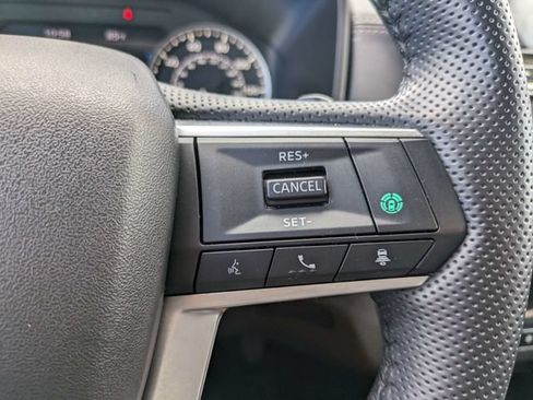 Used 2024 Mitsubishi Outlander SE FWD image 23