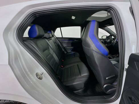 Used 2024 Volkswagen Golf R AWD/4WD image 29