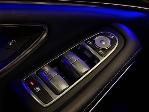 Used 2018 Mercedes-Benz Maybach S 560 4MATIC image 65