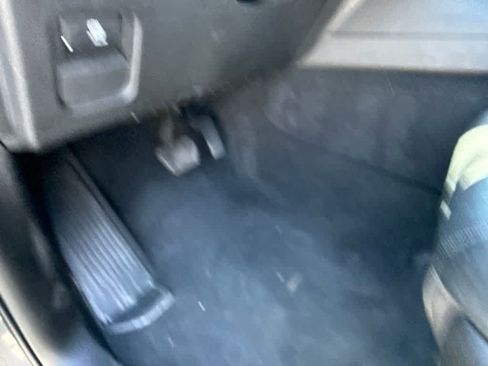 Used 2024 Jeep Wagoneer L Series II w/ Flexible Seating Group AWD/4WD image 14