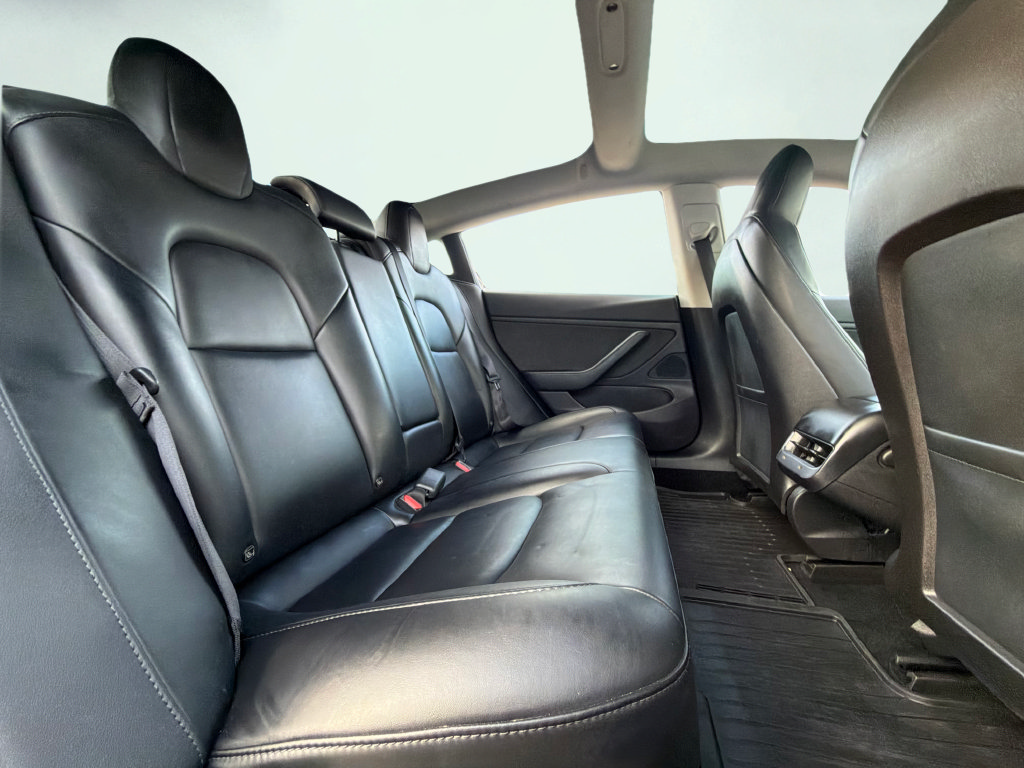 Used 2019 Tesla Model 3 Standard Range Plus RWD image 38