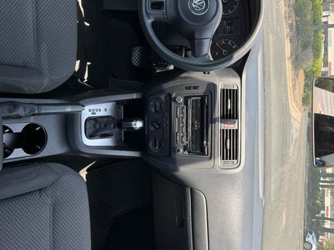 Used 2014 Volkswagen Jetta S FWD image 25