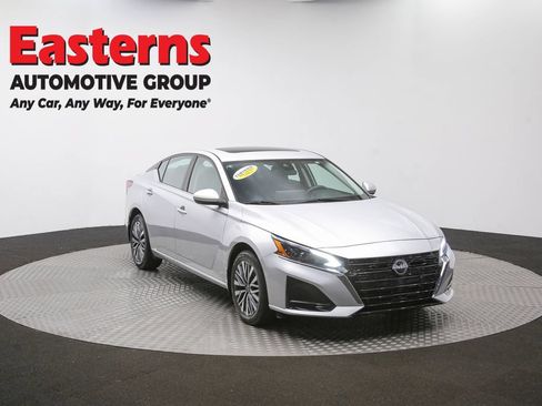 Used 2023 Nissan Altima 2.5 SV w/ SV Premium Package AWD/4WD image 53