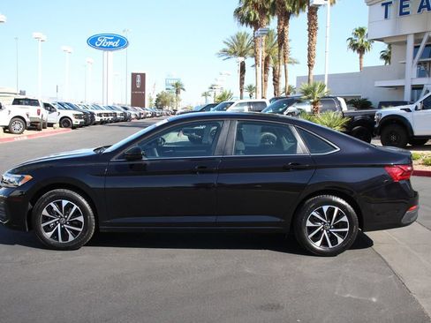 Used 2022 Volkswagen Jetta S FWD image 4