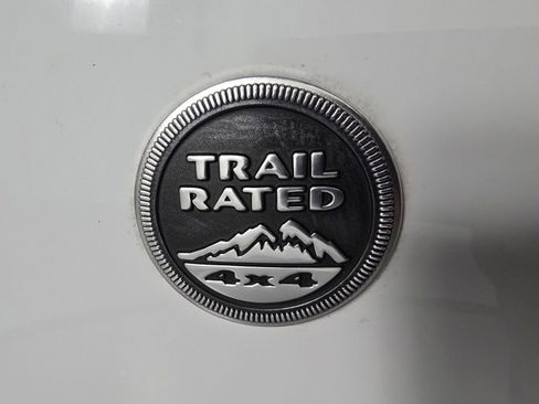 Used 2015 Jeep Wrangler Unlimited Sport image 14