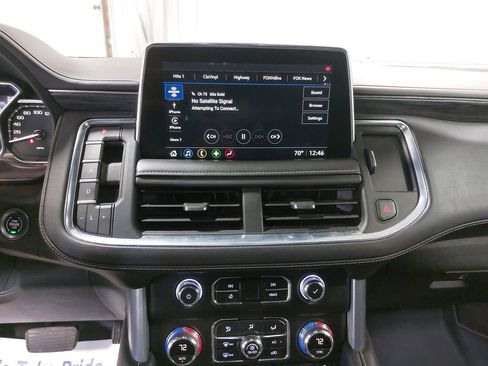 Used 2021 GMC Yukon SLT w/ SLT Luxury Package AWD/4WD image 20
