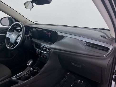 Used 2025 Buick Encore GX Preferred FWD image 26