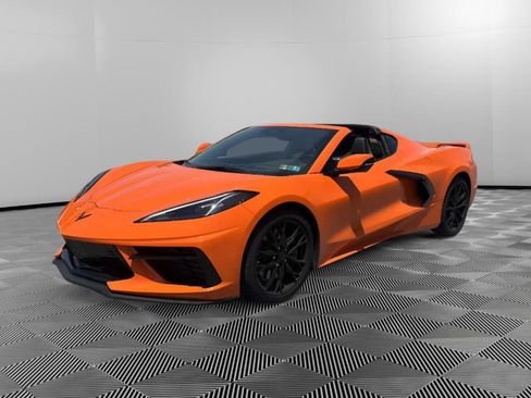 Used 2024 Chevrolet Corvette Stingray Preferred Cpe w/ Z51 Performance Package RWD image 3