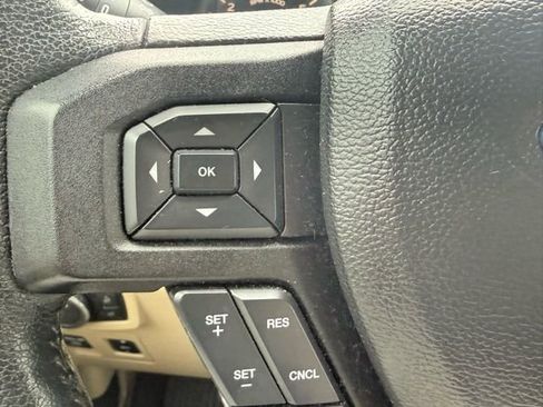 Used 2016 Ford F150 XLT w/ Equipment Group 302A Luxury image 14