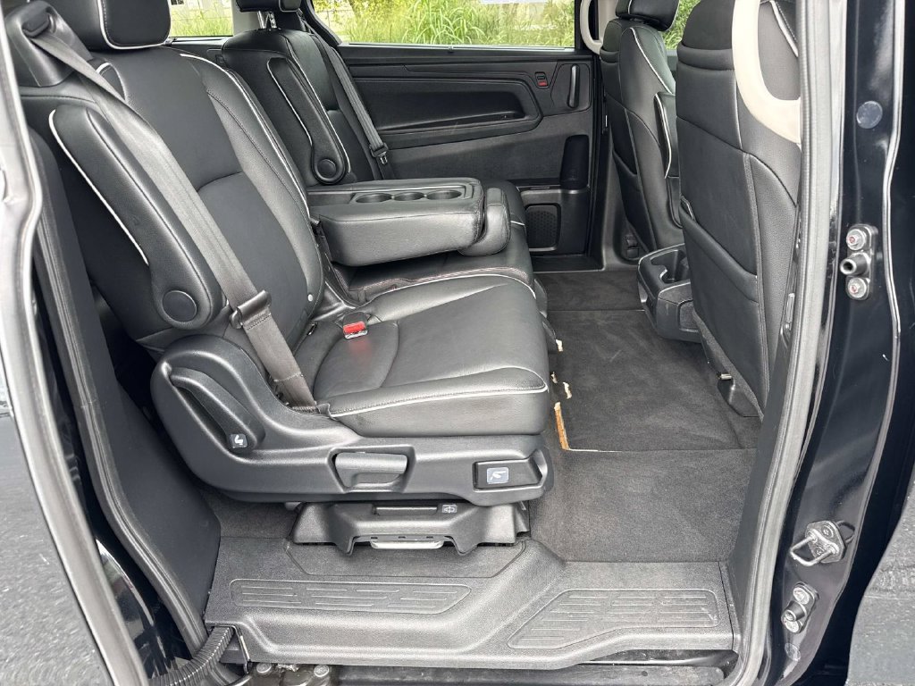 Used 2025 Honda Odyssey Touring image 21