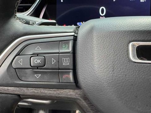 Used 2022 Jeep Grand Cherokee L Limited RWD image 27
