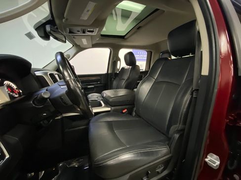 Used 2019 RAM 1500 Laramie w/ Convenience Group RWD image 16