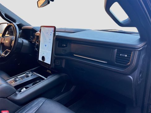 Used 2021 Dodge Charger R/T image 32