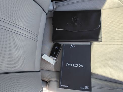Used 2017 Acura MDX SH-AWD w/ Advance Package image 33