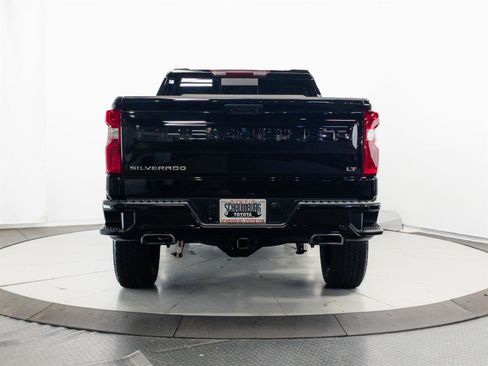 Used 2025 Chevrolet Silverado 1500 LT Trail Boss w/ Convenience Package II AWD/4WD image 9