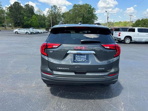 Used 2018 GMC Terrain SLE w/ Driver Convenience Package image 7