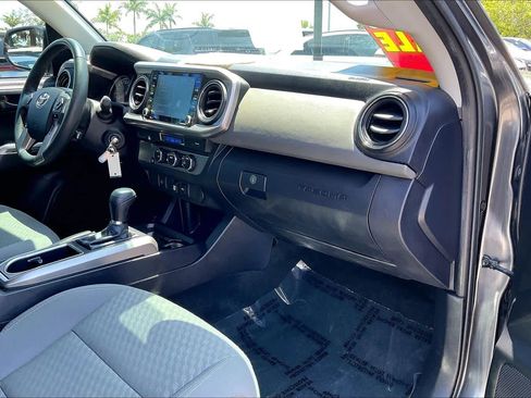 Used 2021 Toyota Tacoma SR5 RWD image 16