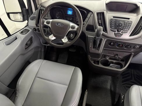 Used 2016 Ford Transit 350 XL image 34