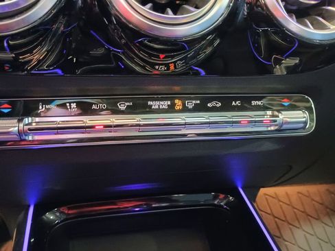 Used 2023 Mercedes-Benz GLA 250 4MATIC image 14