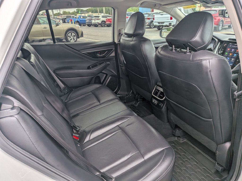 Used 2022 Subaru Outback Limited w/ Popular Package #2 AWD/4WD image 25