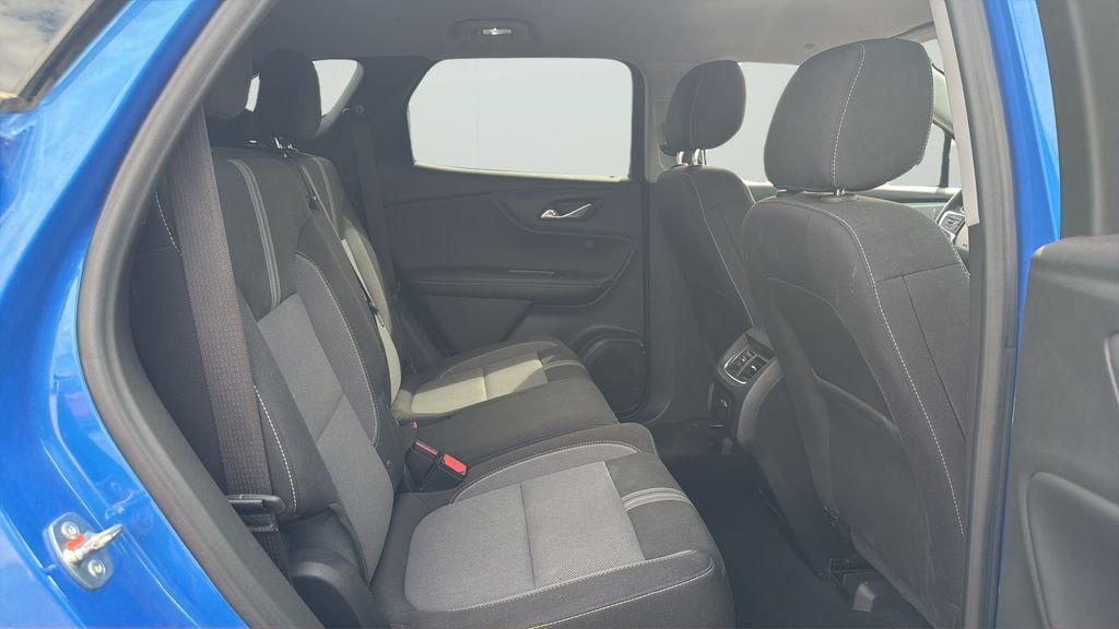 Used 2025 Chevrolet Blazer LT FWD image 10