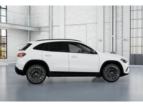Used 2026 Mercedes-Benz GLA 250 image 16