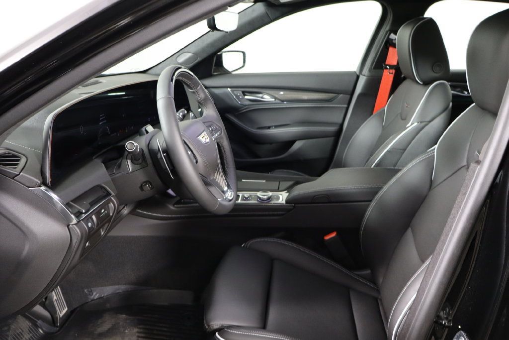 Used 2026 Cadillac CT5 V Blackwing w/ Carbon Fiber 2 Package RWD image 16