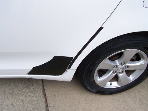 Used 2013 Toyota Sienna L FWD image 18