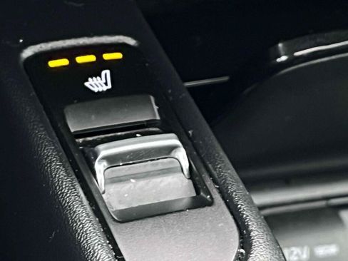 Used 2022 Kia Telluride S AWD/4WD image 28