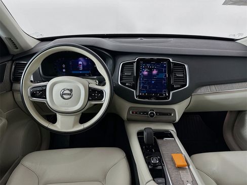 Used 2024 Volvo XC90 T8 Plus w/ Protection Package Premier image 23
