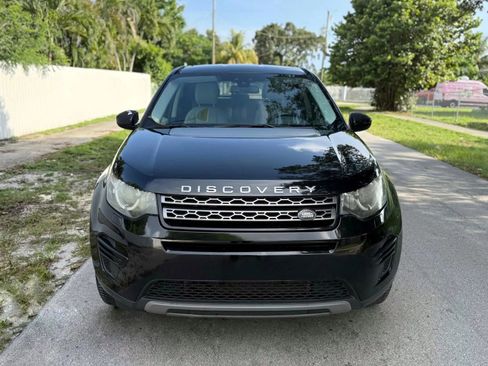 Used 2016 Land Rover Discovery Sport SE image 3