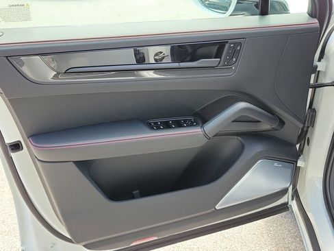 New 2026 Porsche Cayenne GTS AWD/4WD image 24