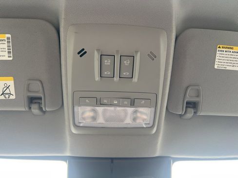 Used 2018 Chevrolet Trax Premier w/ Midnight Edition image 22