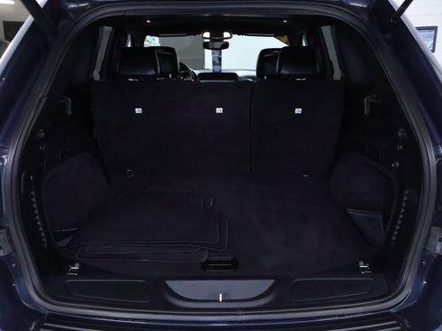 Used 2020 Jeep Grand Cherokee Limited image 19