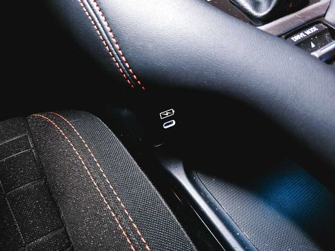 Used 2024 Honda HR-V Sport image 30
