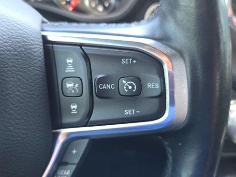 Used 2019 RAM 1500 Laramie AWD/4WD image 15