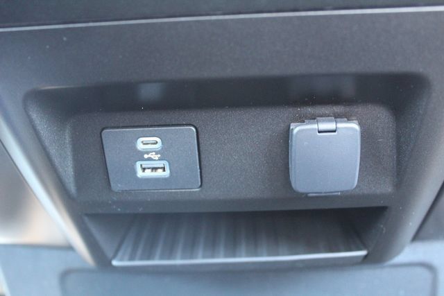 Used 2023 Ford F250 XL w/ STX Appearance Package AWD/4WD image 25