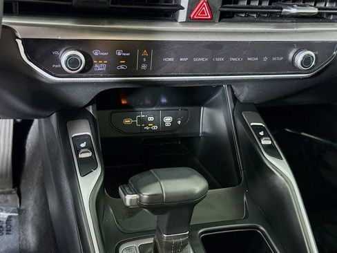 Used 2025 Kia Sorento S AWD/4WD image 8