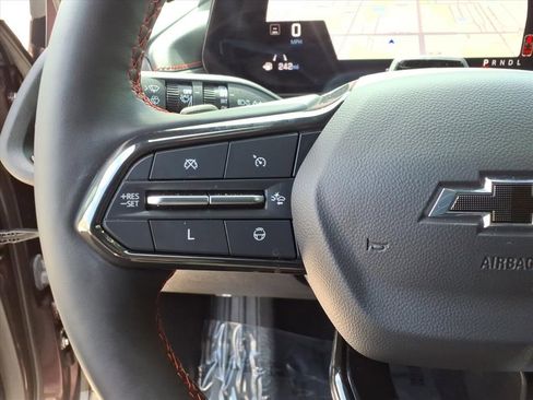 Used 2024 Chevrolet Traverse RS w/ LPO, Floor Liner Package FWD image 30