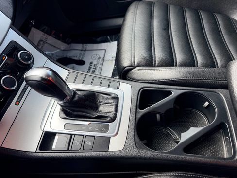 Used 2012 Volkswagen CC R-Line FWD image 39