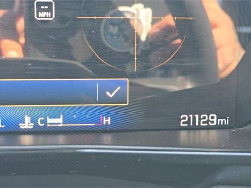 Used 2024 Chevrolet Colorado LT w/ LT Convenience Package image 25