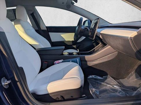 Used 2018 Tesla Model 3 Long Range image 23