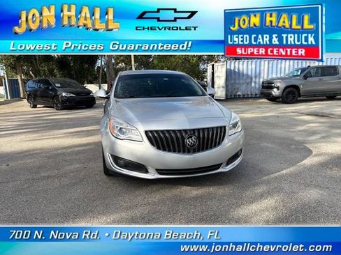Used 2017 Buick Regal Sport Touring image 15